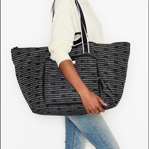 VS Packable Foldable Tote Travel Overnight Shopping Flight Luggage